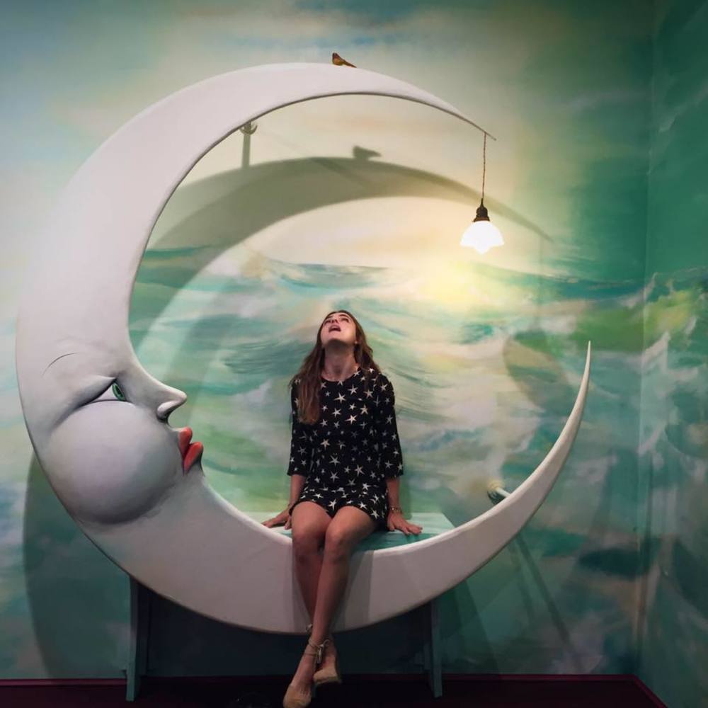 Meet your Posher, Ava